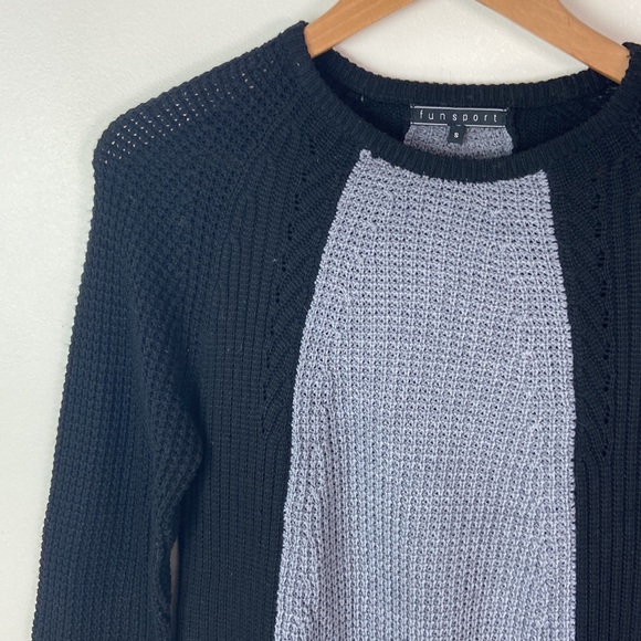 ✨3/$25✨ Funsport Waffle Knit Long Sweater - S - Picture 3 of 8